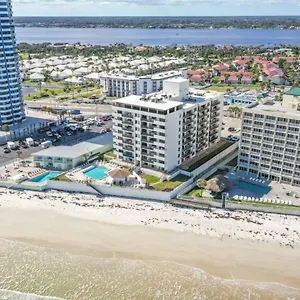 Relax And Chill Beachside Daytona Beach